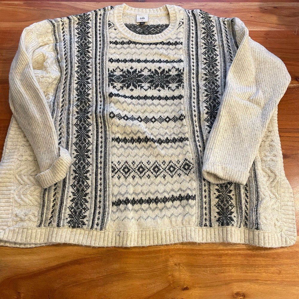 Cabi Chalet Pullover - Size Large - Fall/Winter 2022 Collection